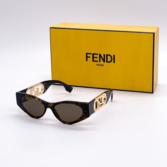 Fendi Accessories - NEW FENDI FE40049I 52E NEW COLLECTION WOMEN’S SUNGLASSES FENDI FE 40049I